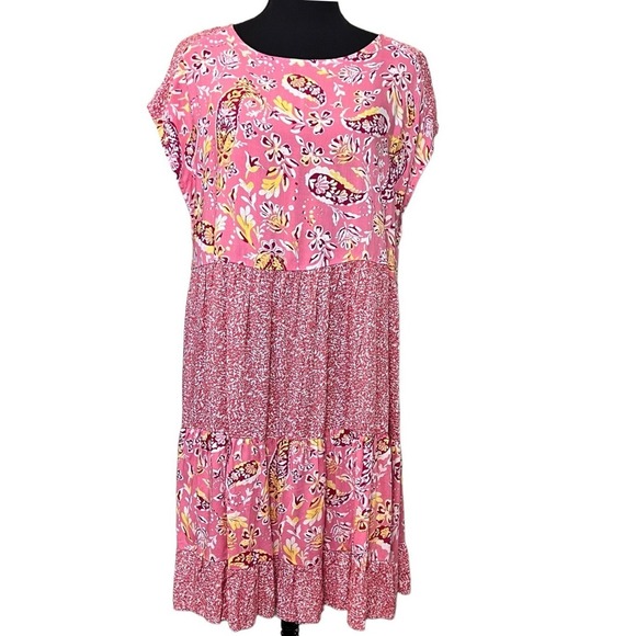 easel Dresses & Skirts - Easel Los Angeles Women Small Short Sleeve Pink Floral Paisley Dress Babydoll